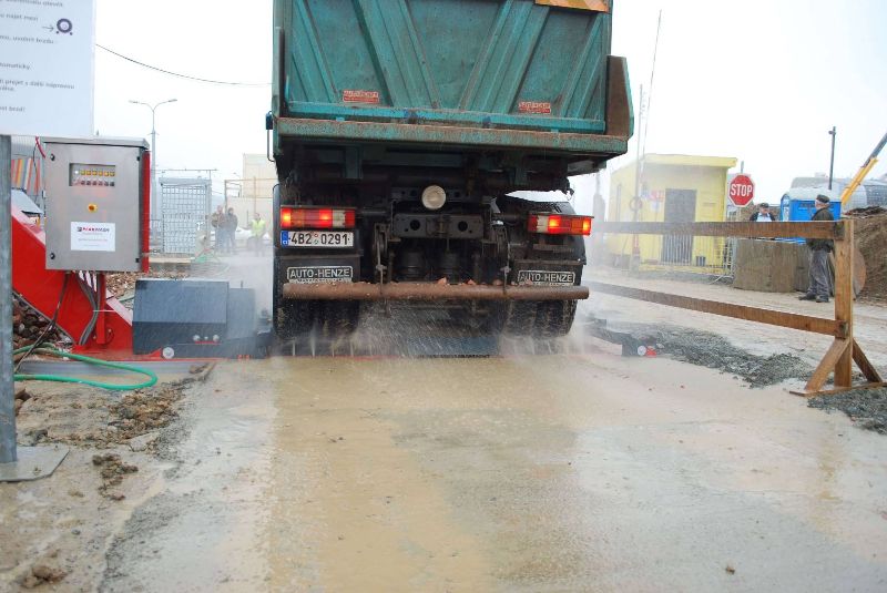 Rollenanlage, LKW-Reifenwaschanlage PEAKWASH SPINNER